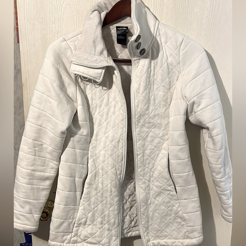 Women’s north face quilted jacket